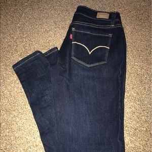 Levi's Dark Blue Skinny Jeans